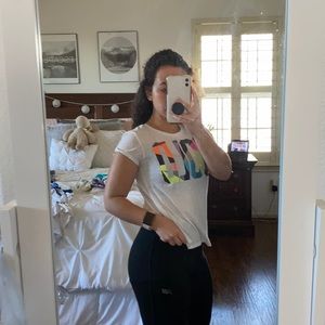 New balance leggings sold with a Gap fit “BOLD” workout shirt